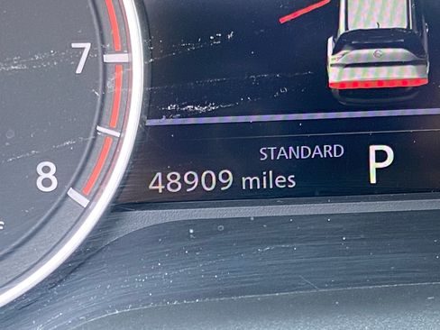 Used 2023 Nissan Rogue S image 5