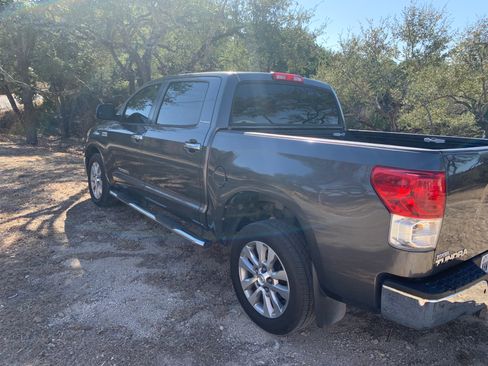 Used 2013 Toyota Tundra Platinum image 10