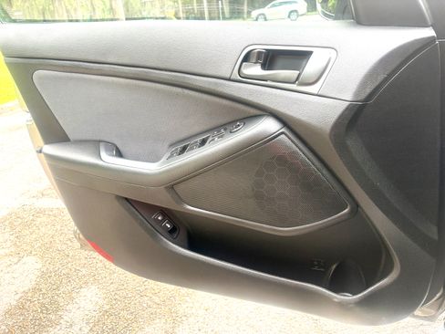 Used 2015 Kia Optima LX image 6