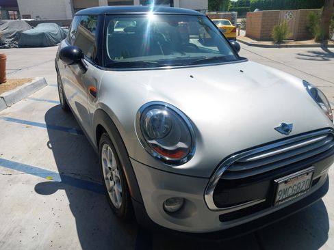 Used 2014 MINI Cooper 2-Door Hardtop FWD image 1
