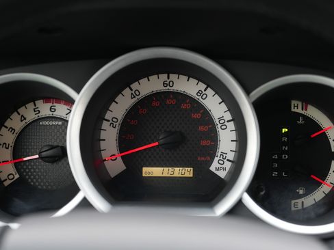 Used 2012 Toyota Tacoma 4x4 Double Cab w/ SR5 Pkg image 28