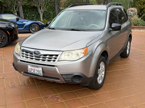 Used 2011 Subaru Forester 2.5X image 9