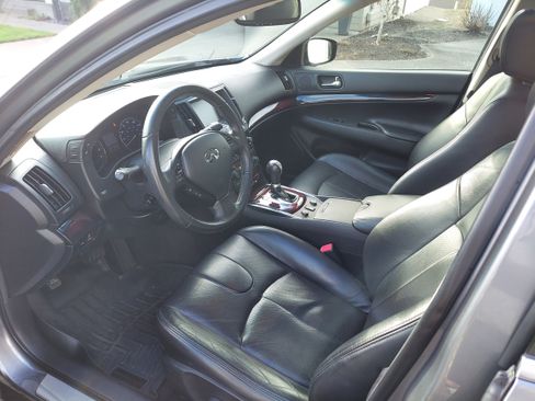 Used 2012 INFINITI G37 x Sedan w/ Premium Pkg image 17