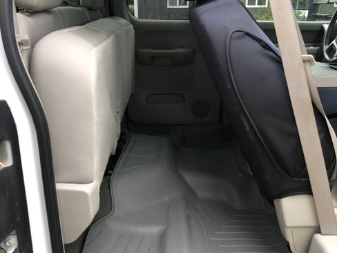 Used 2011 GMC Sierra 2500 SLE w/ SLE Preferred Package image 20