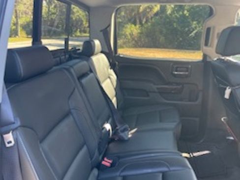 Used 2015 GMC Sierra 1500 SLT w/ SLT Crew Cab Value Package image 8