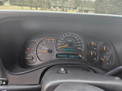 Used 2003 Chevrolet Silverado 2500 LT image 10