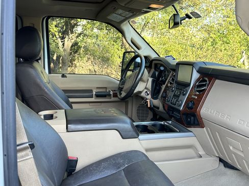 Used 2015 Ford F350 King Ranch image 5