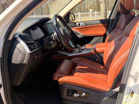 Used 2019 BMW X7 xDrive50i w/ Premium Package image 13