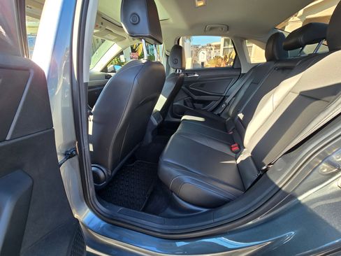 Used 2020 Volkswagen Jetta SEL image 10