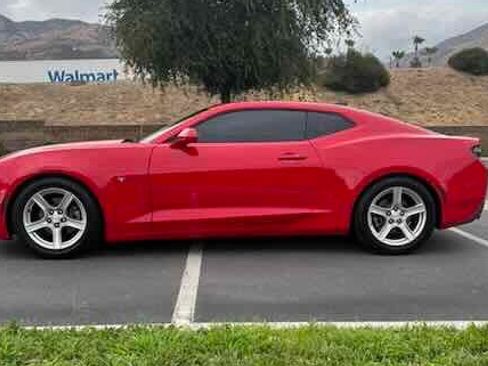 Used 2018 Chevrolet Camaro LS RWD image 9