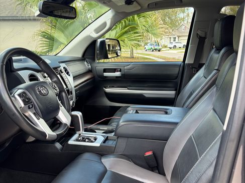 Used 2018 Toyota Tundra Limited image 6