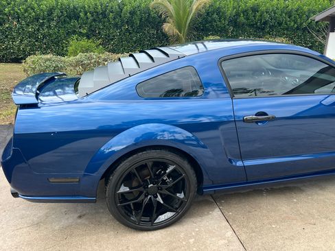 Used 2006 Ford Mustang GT Premium image 8