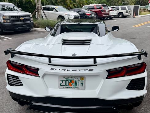 Used 2025 Chevrolet Corvette Stingray Convertible w/ Z51 Performance Package image 6