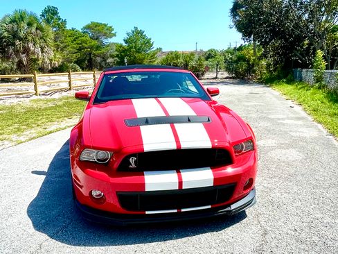 Used 2014 Ford Mustang Shelby GT500 w/ Equipment Group 821A RWD image 5