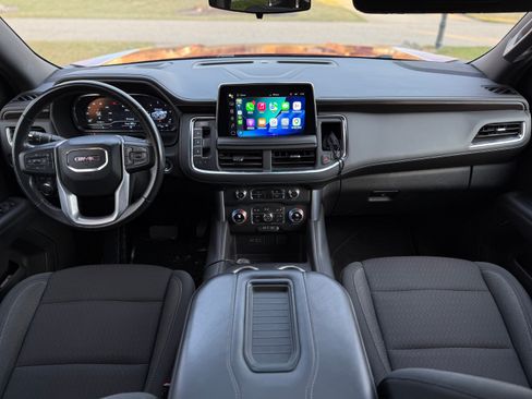 Used 2022 GMC Yukon XL SLE w/ Gmc Pro Safety Plus Package image 6