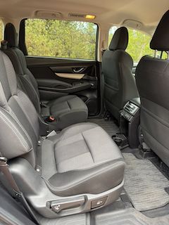 Used 2021 Subaru Ascent Premium w/ Convenience Package AWD/4WD image 5