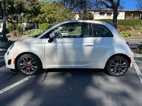 Used 2018 FIAT 500 Pop image 2