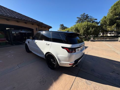 Used 2022 Land Rover Range Rover Sport HSE Dynamic image 9