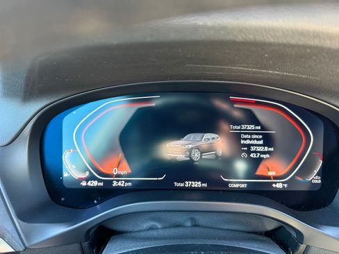 Used 2023 BMW X3 xDrive30i w/ Premium Package image 22