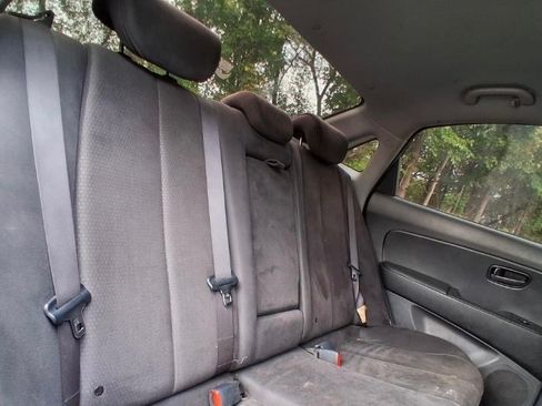 Used 2009 Hyundai Elantra SE image 16