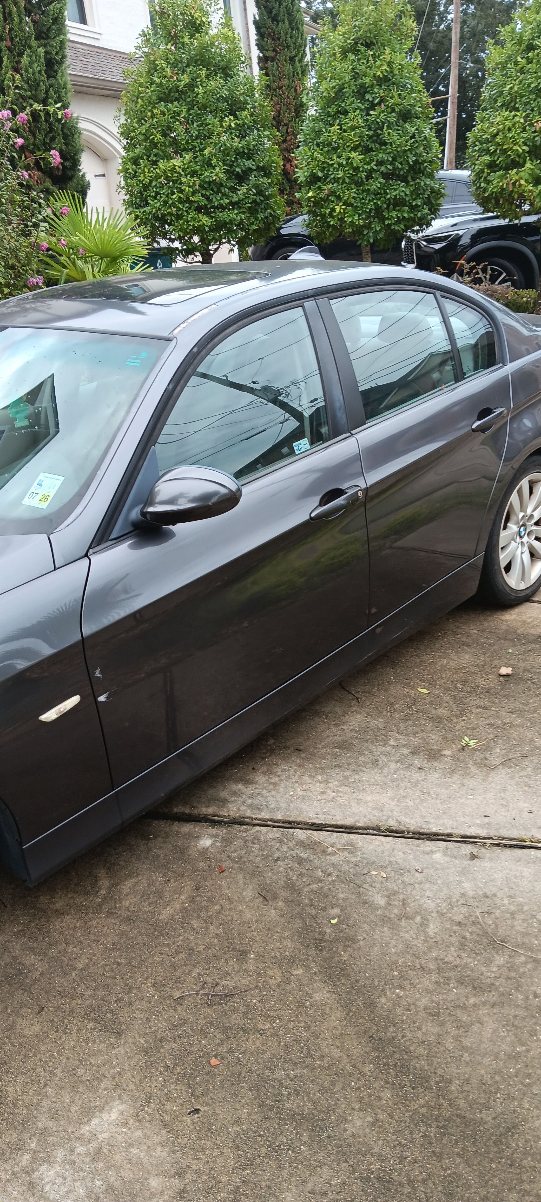 Used 2006 BMW 325i Sedan RWD image 2