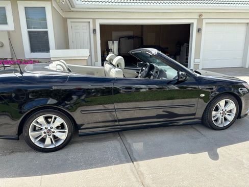 Used 2009 Saab 9-3 2.0T image 2