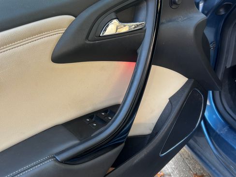 Used 2017 Buick Cascada Premium image 12