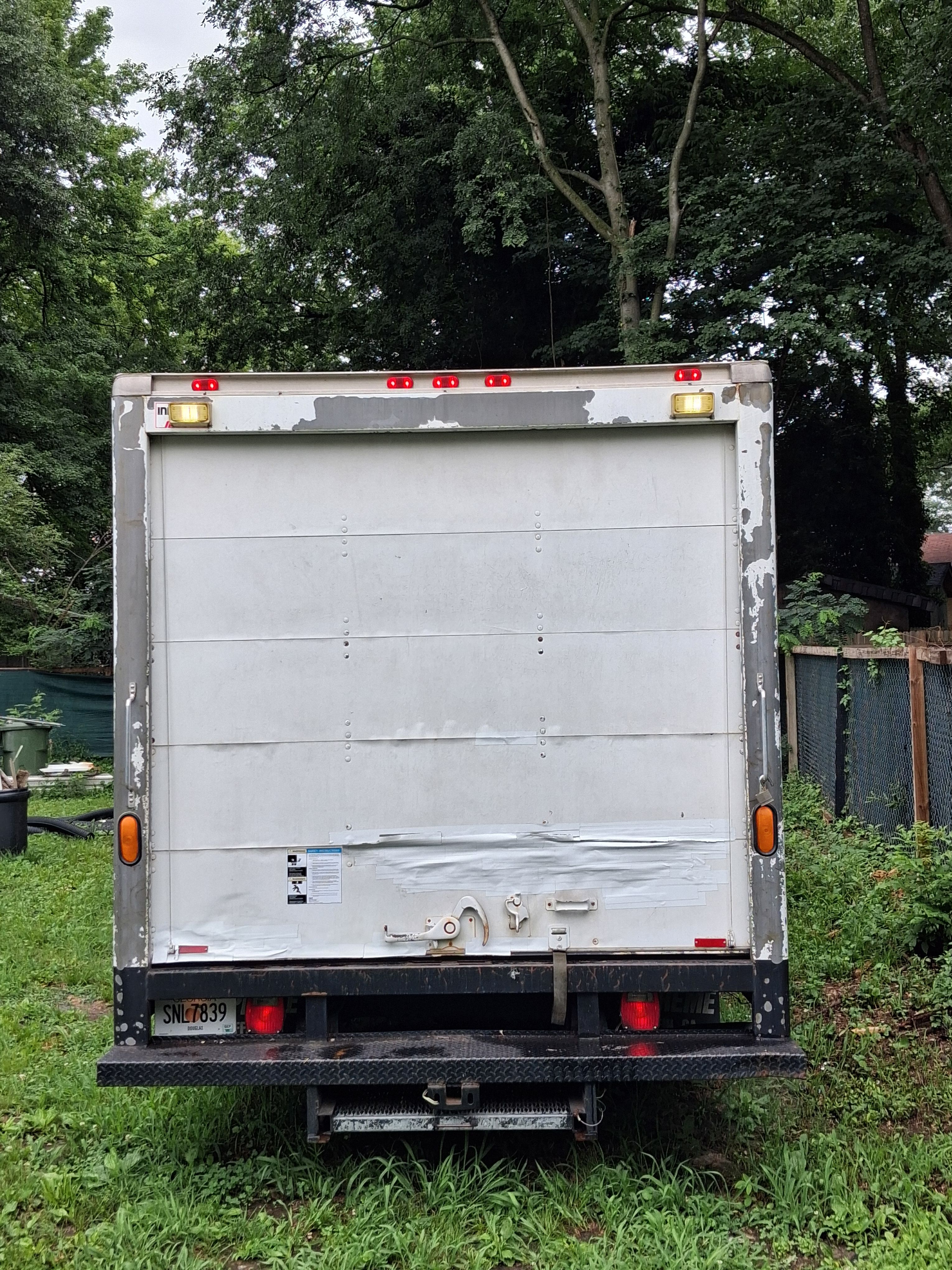 Used 1999 Chevrolet Express 3500 RWD image 13