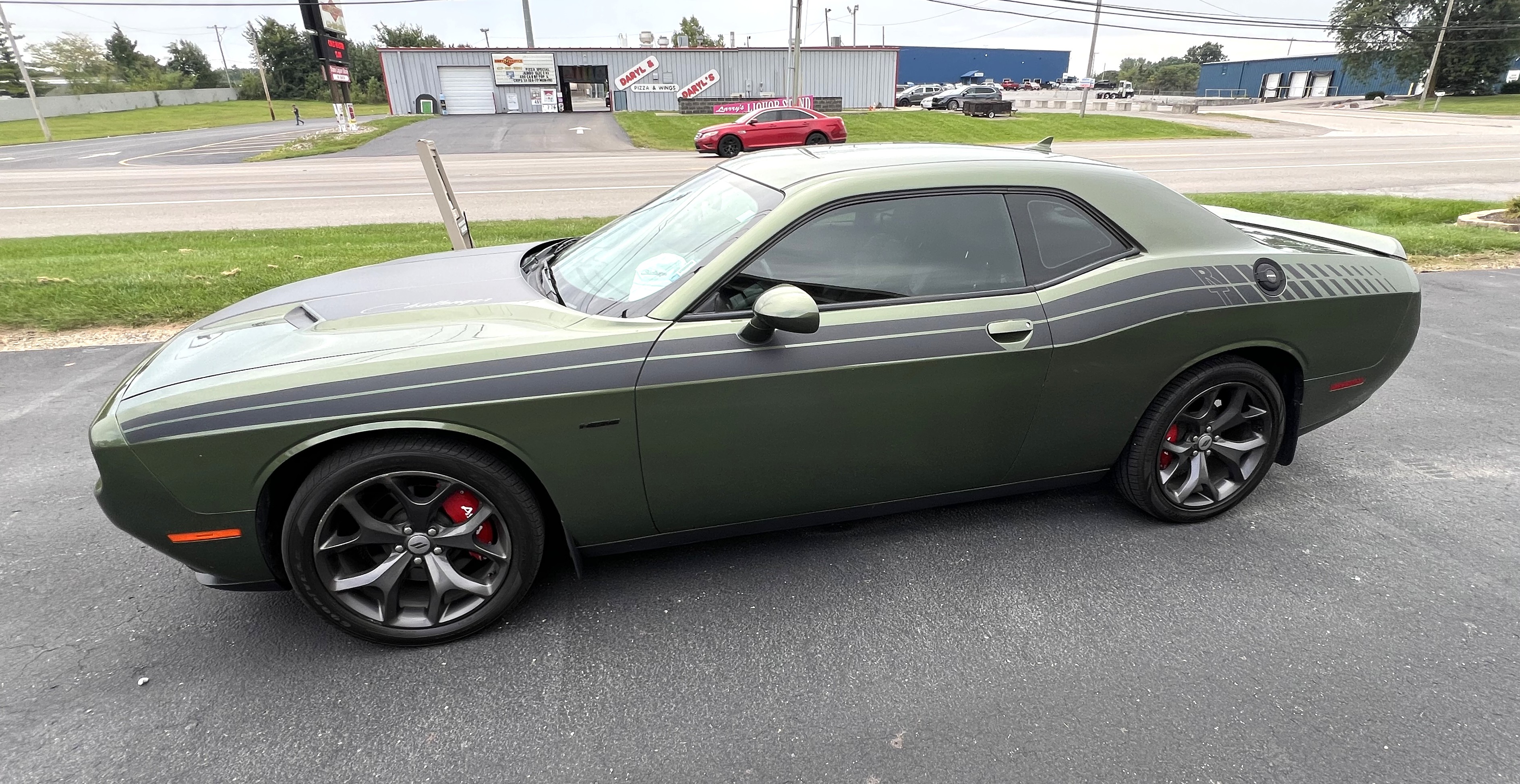 Used 2018 Dodge Challenger SXT Plus RWD image 6