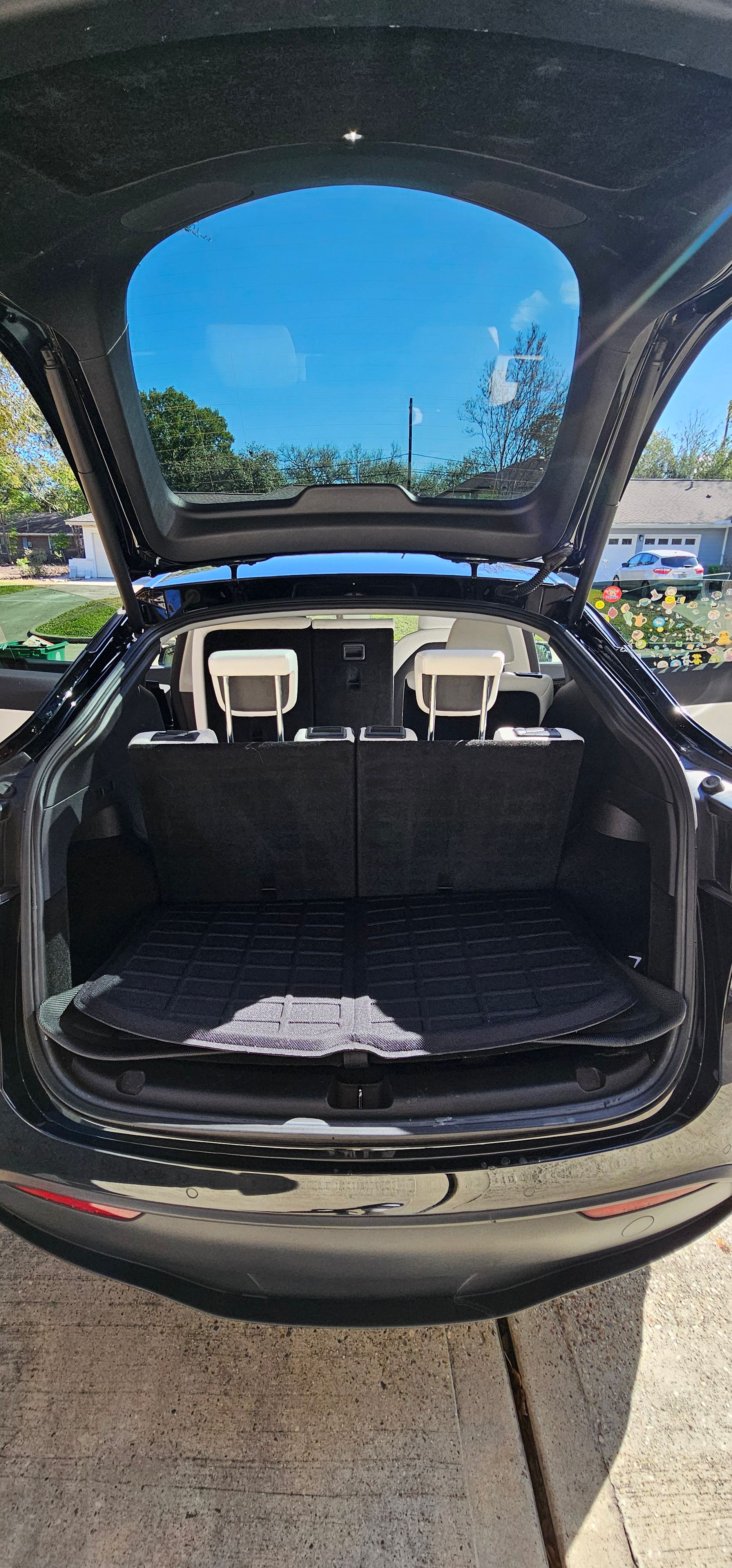 Used 2022 Tesla Model Y Long Range AWD/4WD image 20