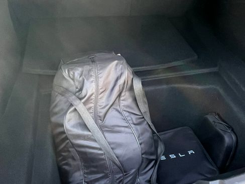 Used 2018 Tesla Model 3 Long Range image 13