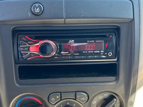 Used 2005 Chevrolet Colorado 2WD Extended Cab image 15