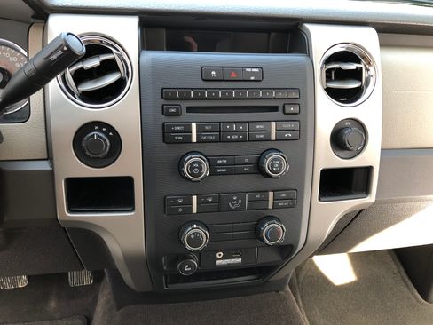 Used 2010 Ford F150 XLT image 15