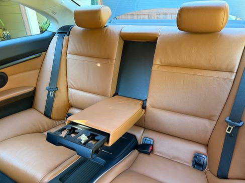 Used 2011 BMW 335i Coupe image 9