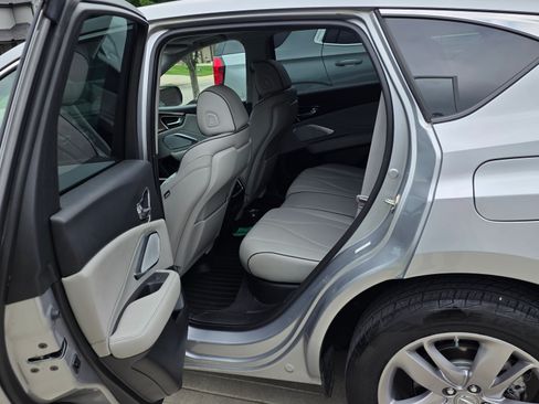 Used 2019 Acura RDX AWD w/ Advance Package image 12