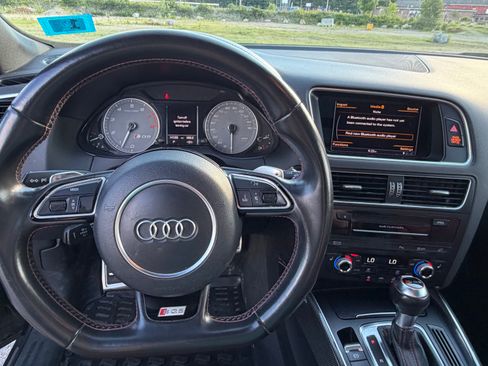Used 2016 Audi SQ5 Premium Plus w/ Technology Package AWD/4WD image 13