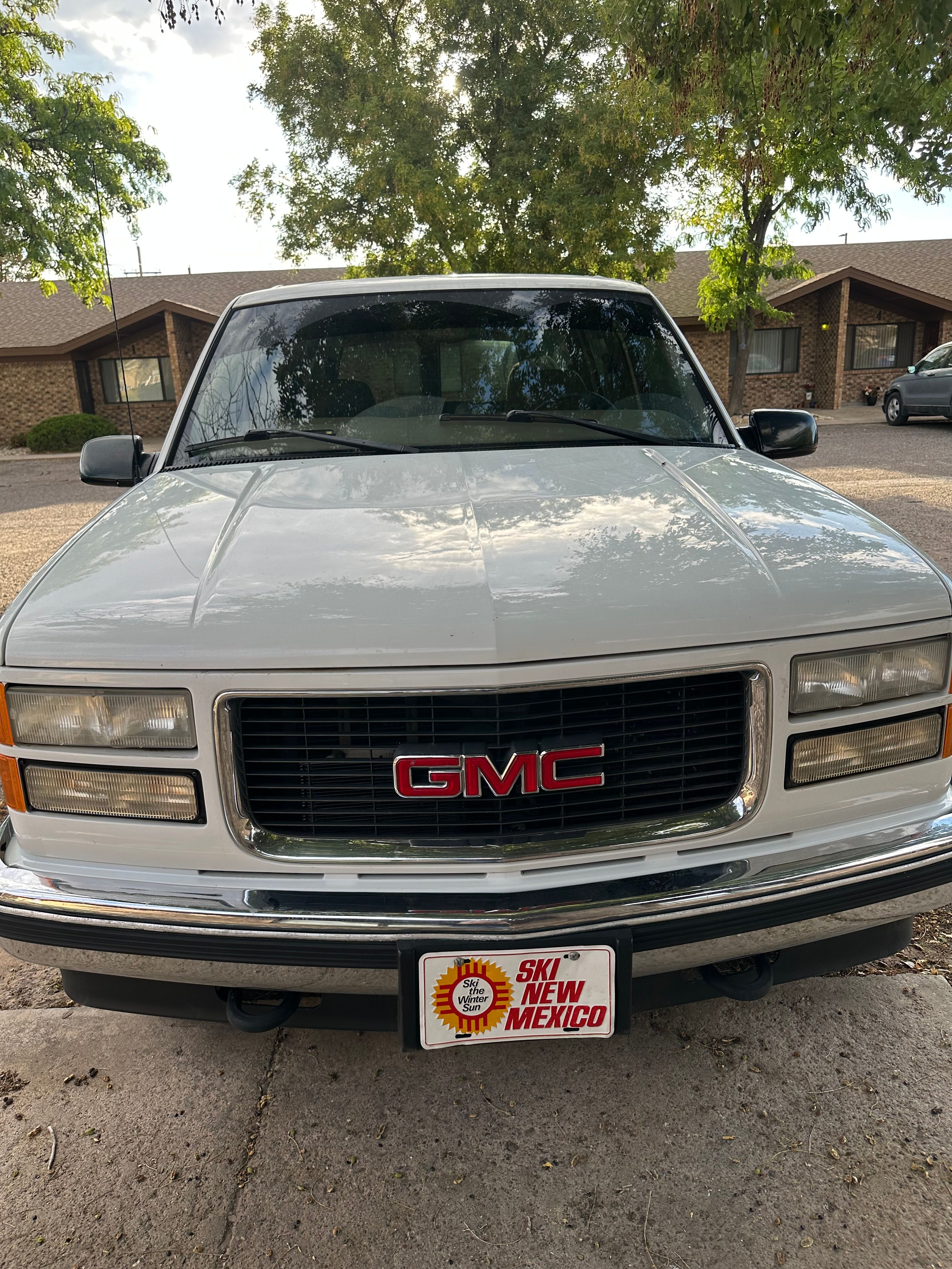 Used 1999 GMC Suburban 4WD w/ Marketing Opt Pkg 3 image 6