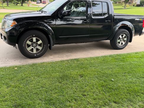 Used 2013 Nissan Frontier PRO-4X w/ Pro-4x Luxury Pkg AWD/4WD image 4