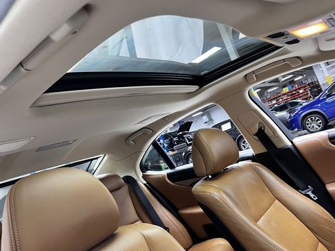 Used 2013 Lexus LS 460 image 10