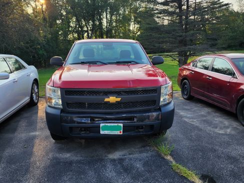 Used 2011 Chevrolet Silverado 1500 W/T image 6