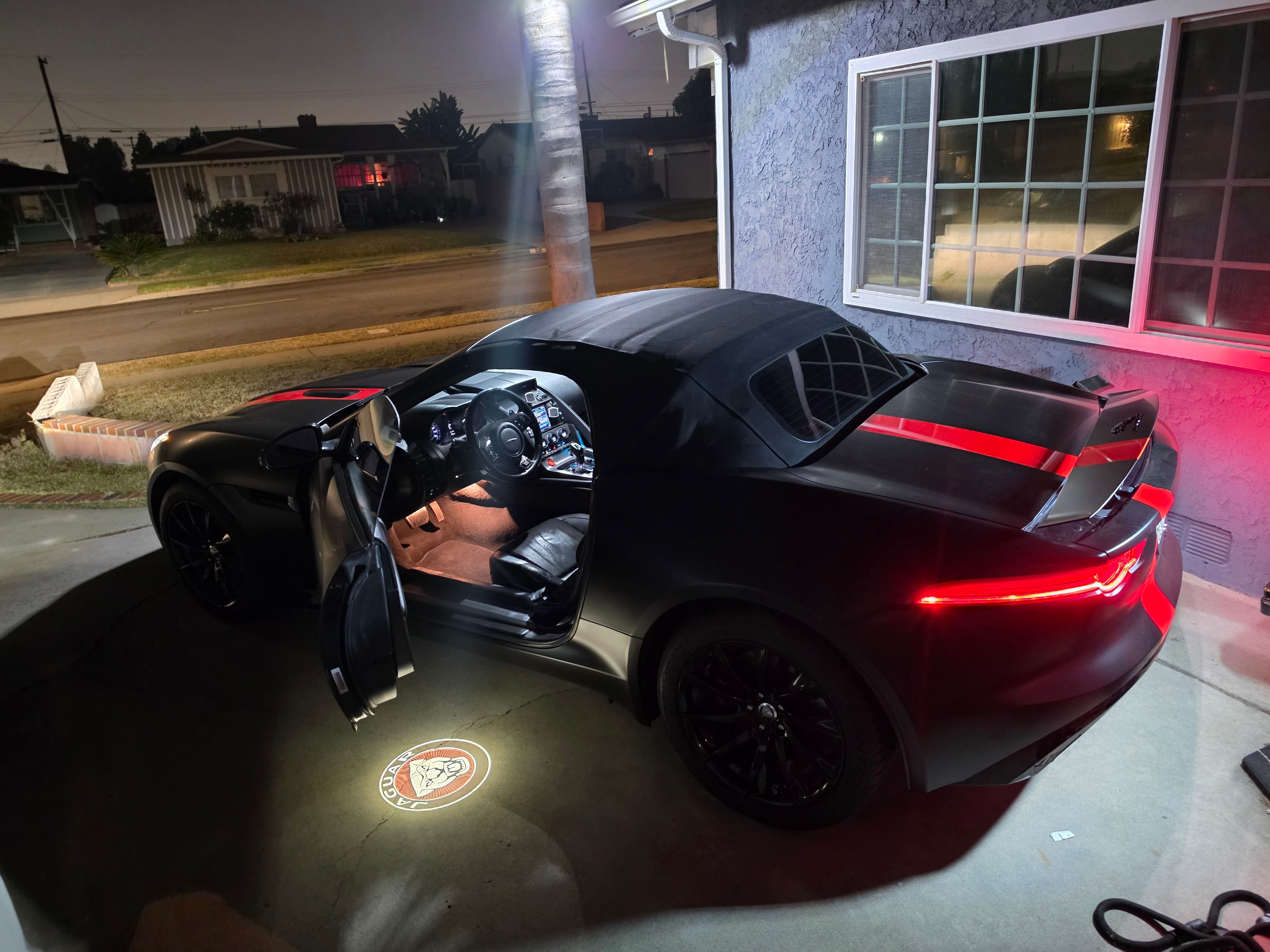 Used 2014 Jaguar F-TYPE Convertible RWD image 14