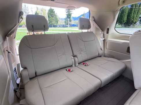 Used 2010 Lexus LX 570 4WD image 10