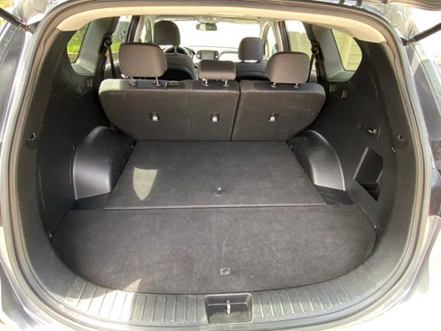 Used 2019 Hyundai Santa Fe SE AWD/4WD image 8