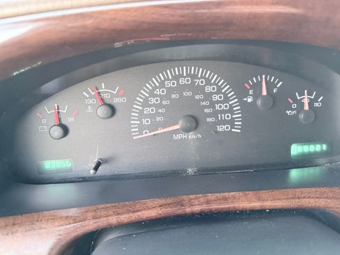 Used 2002 Dodge B1500 image 30