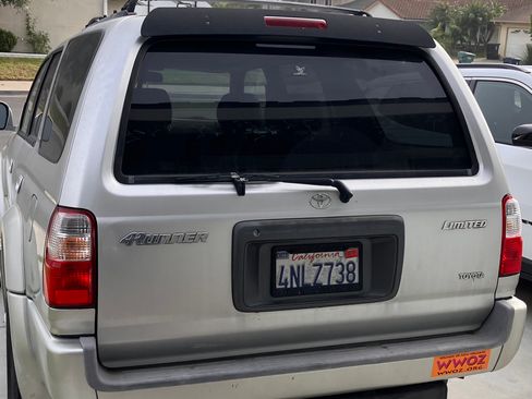 Used 2001 Toyota 4Runner Limited image 1