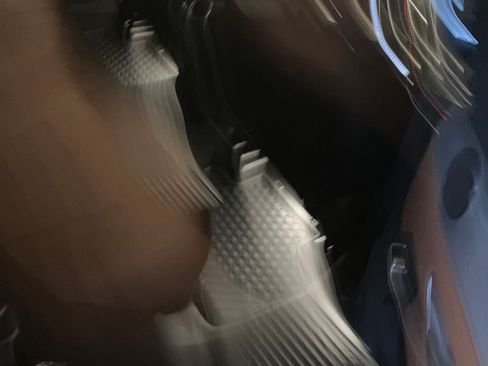 Used 2022 Mercedes-Benz GLC 43 AMG GLC 43 4MATIC Sport Utility 4D image 10