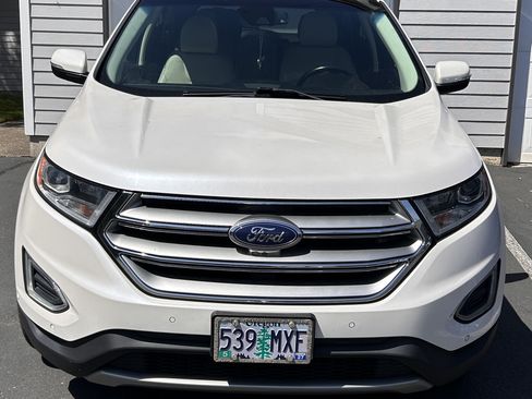 Used 2015 Ford Edge Titanium w/ Equipment Group 302A AWD/4WD image 2