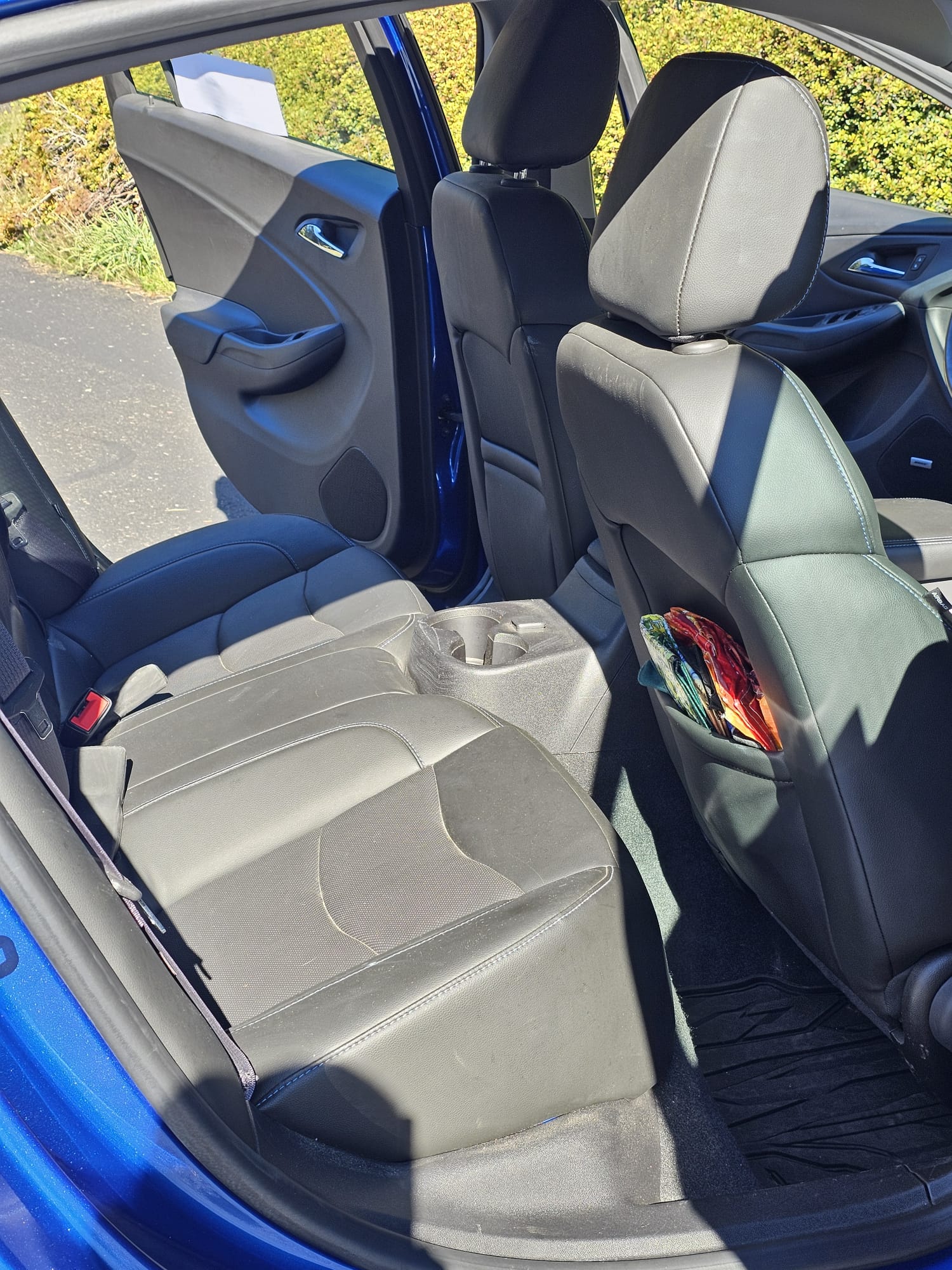 Used 2017 Chevrolet Volt LT w/ Comfort Package FWD image 10