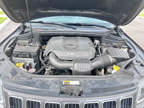 Used 2015 Jeep Grand Cherokee Limited image 19