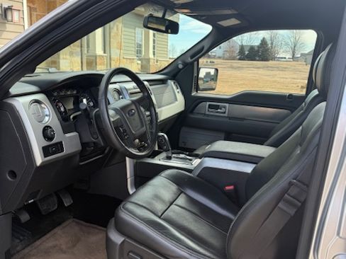 Used 2014 Ford F150 FX4 w/ Equipment Group 402A Luxury image 19